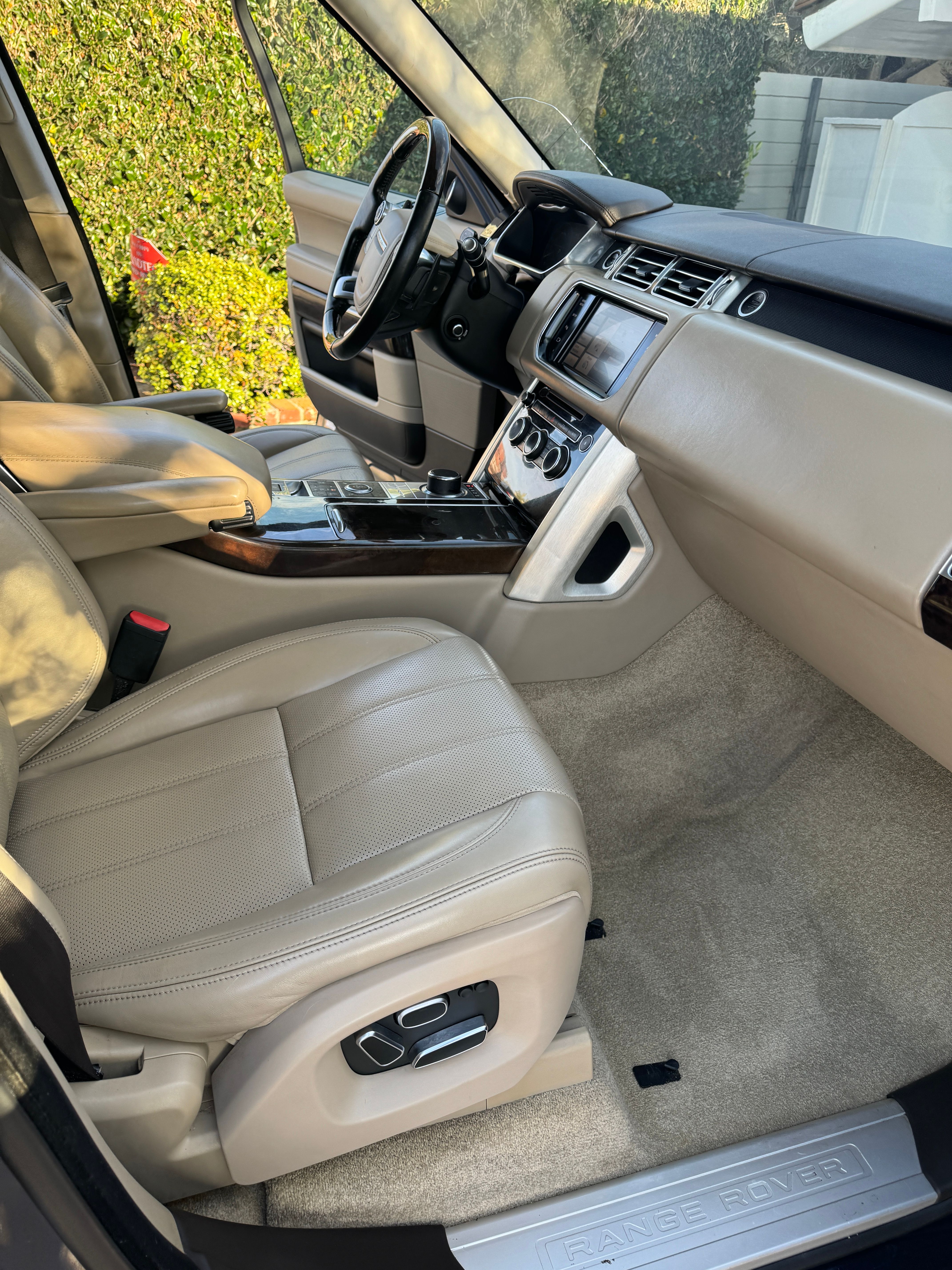 Used 2014 Land Rover Range Rover Supercharged AWD/4WD image 12