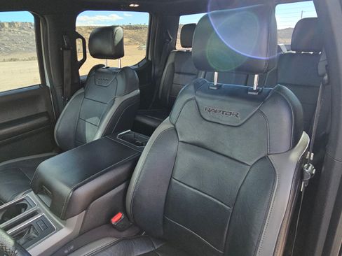 Used 2017 Ford F150 Raptor w/ Equipment Group 802A Luxury image 13