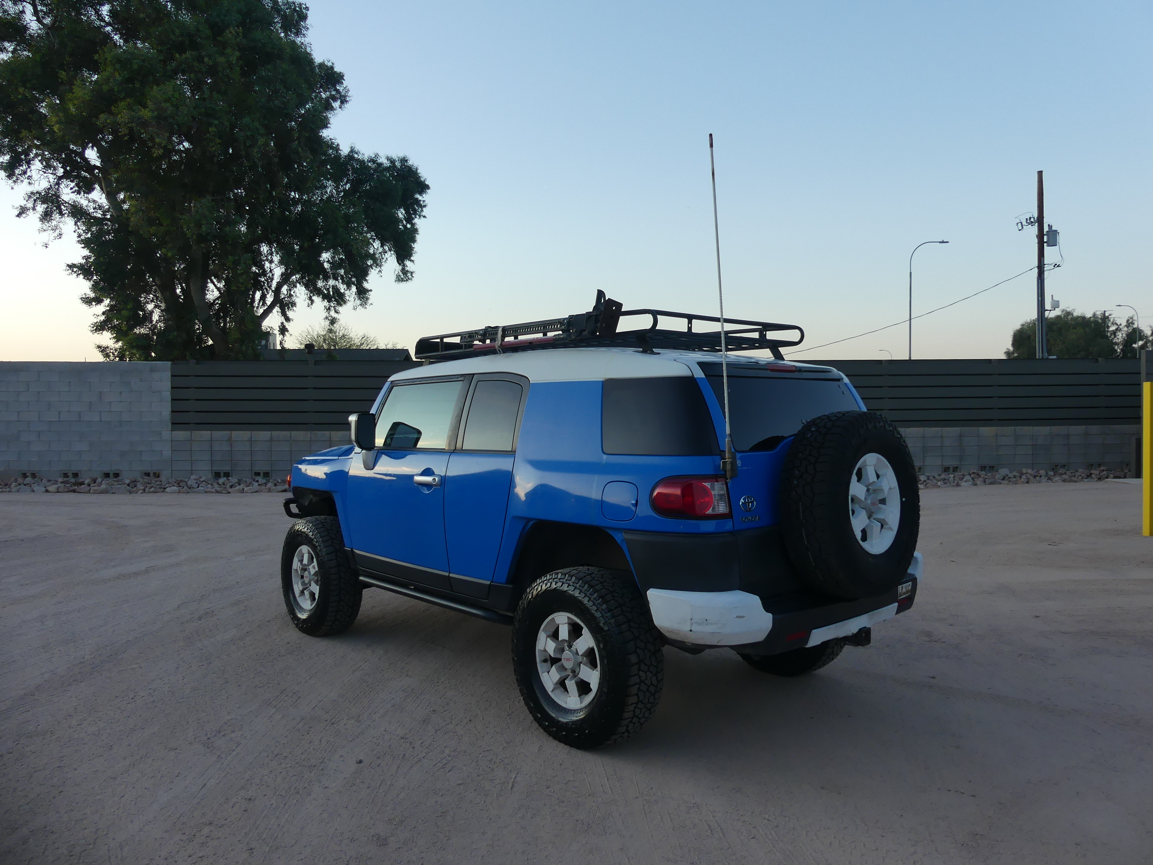 Used 2007 Toyota FJ Cruiser 4WD image 6