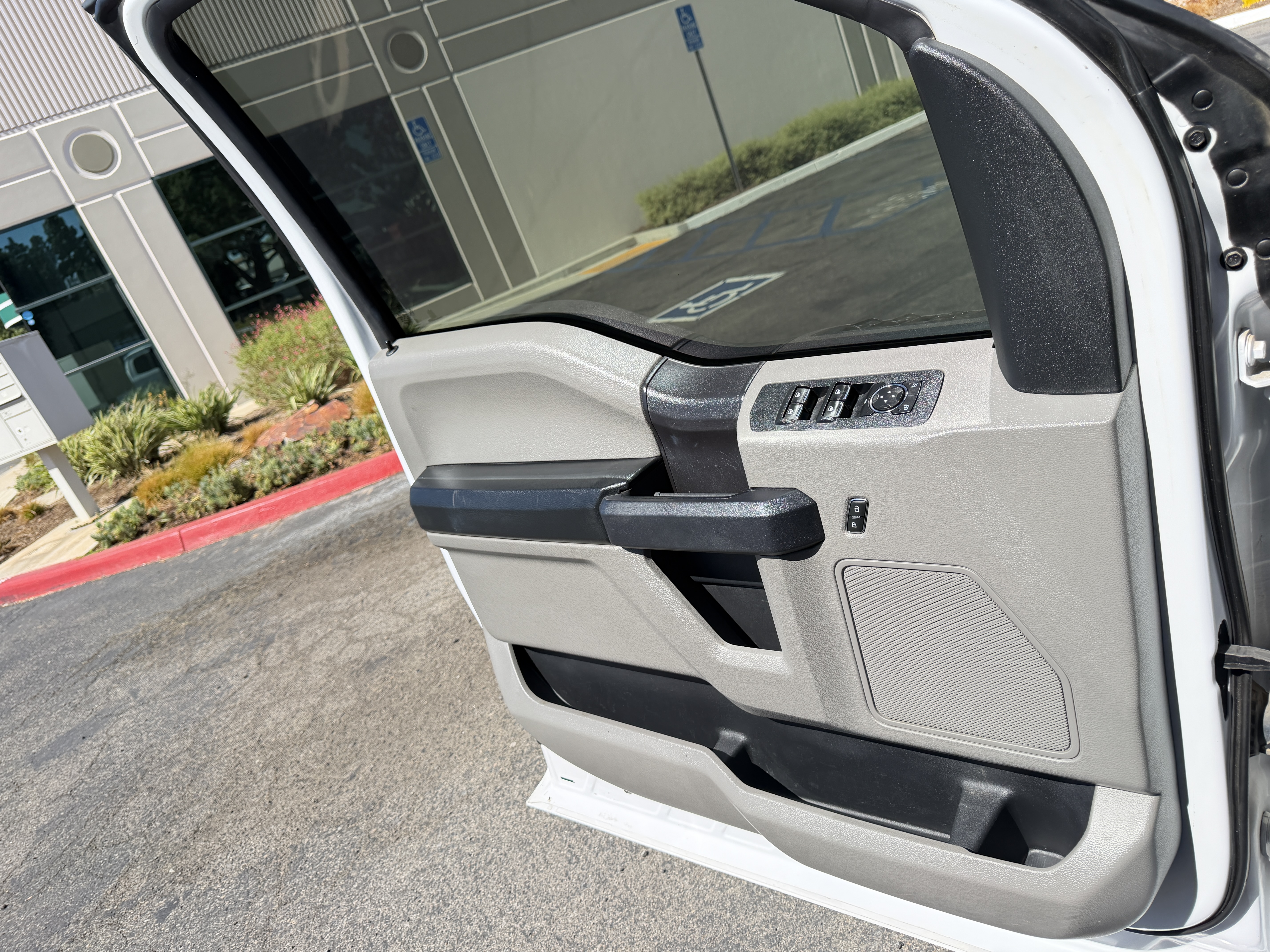 Used 2019 Ford F150 XL w/ Equipment Group 101A Mid RWD image 20