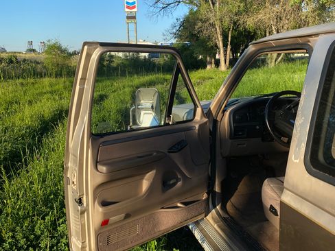 Used 1993 Ford F250 2WD SuperCab image 11