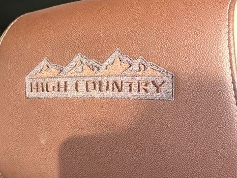 Used 2017 Chevrolet Silverado 2500 High Country w/ Duramax Plus Package image 12