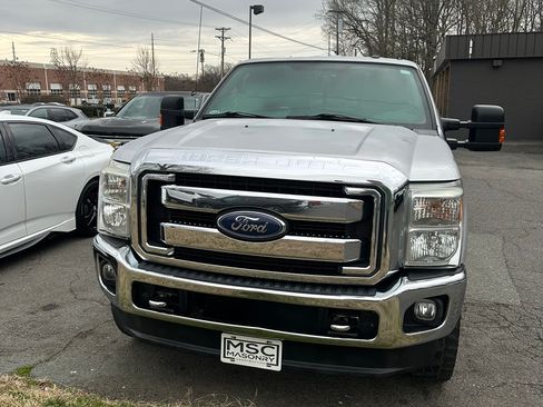 Used 2013 Ford F250 Lariat w/ Chrome Pkg image 1