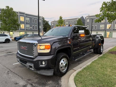 Used 2015 GMC Sierra 3500 Denali w/ Duramax Plus Package AWD/4WD image 1