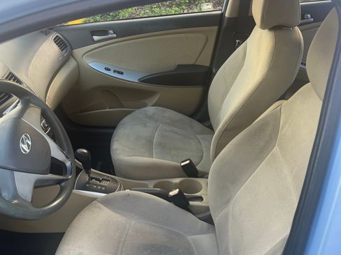 Used 2014 Hyundai Accent GLS image 13