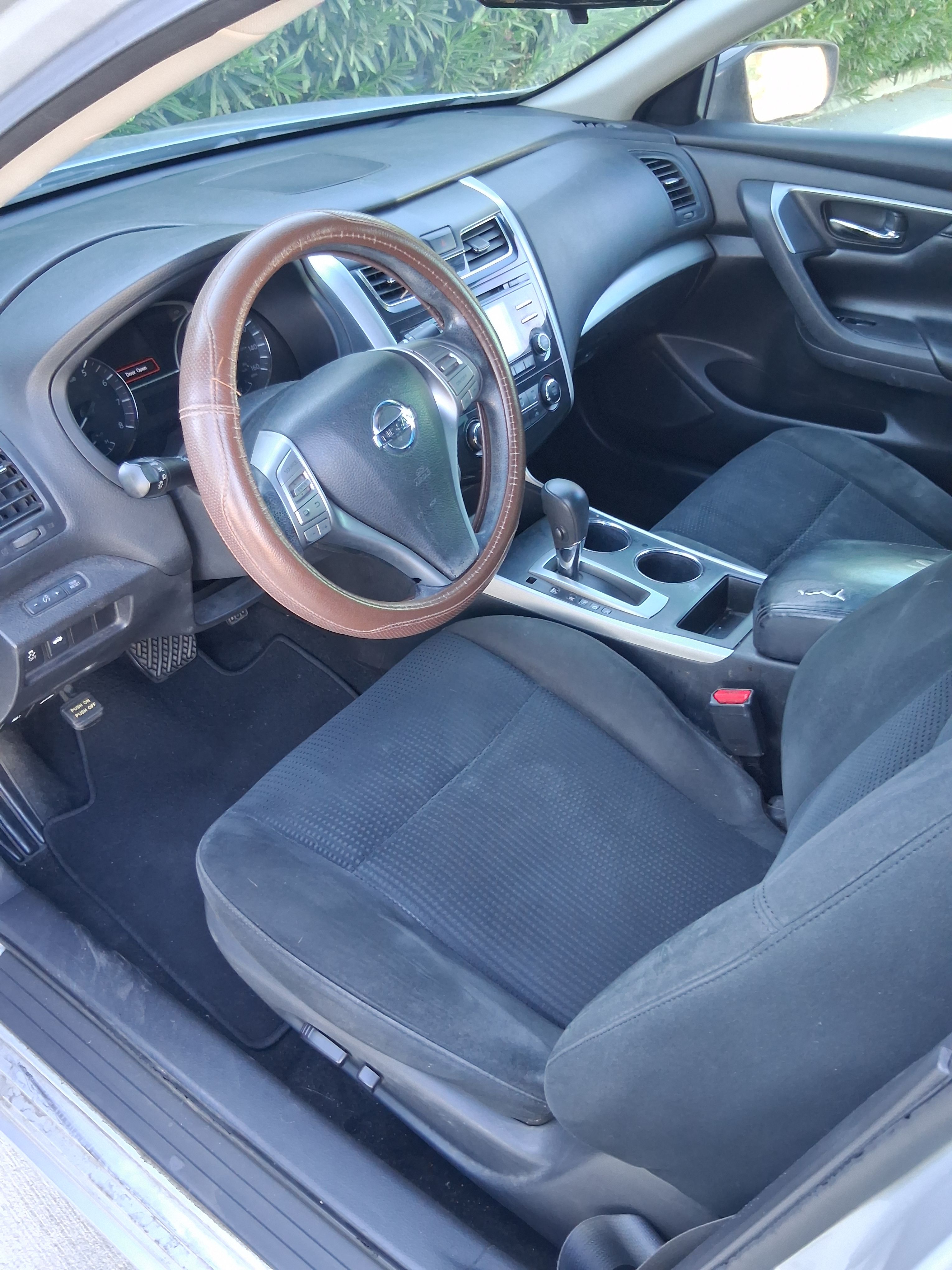 Used 2015 Nissan Altima 2.5 S w/ Special Edition Package FWD image 10