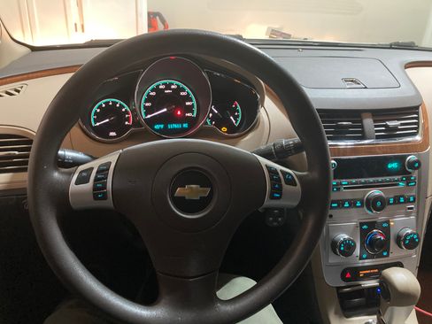 Used 2012 Chevrolet Malibu LT w/ Power Convenience Package image 6