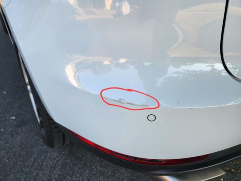 Used 2018 Porsche Macan Sport Edition image 4