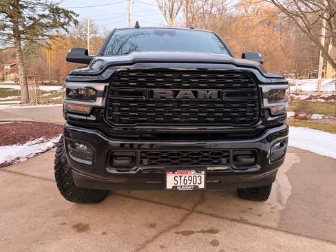Used 2022 RAM 2500 Big Horn w/ Level C Equiment Group image 9