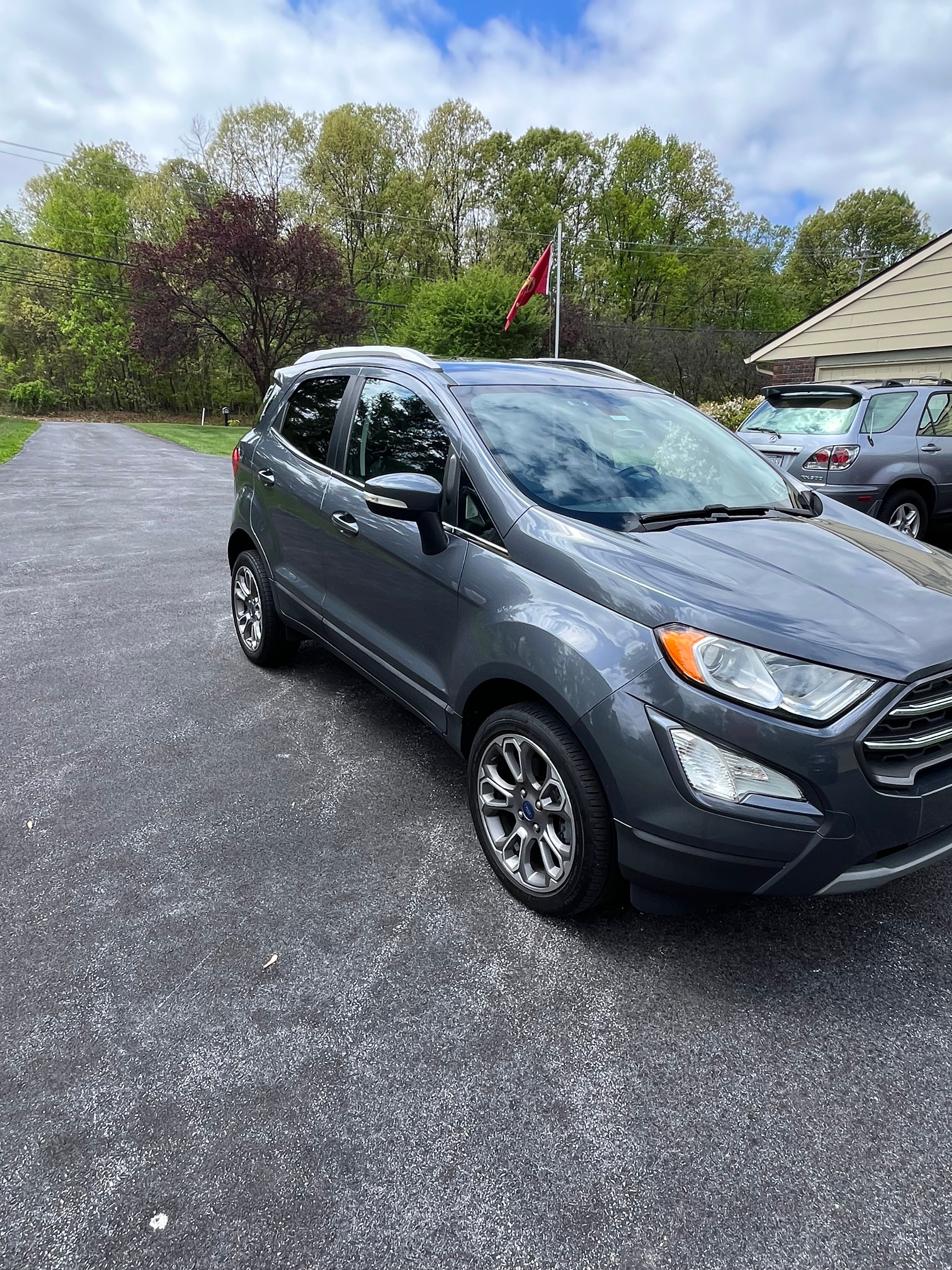 Used 2018 Ford EcoSport Titanium AWD/4WD image 1