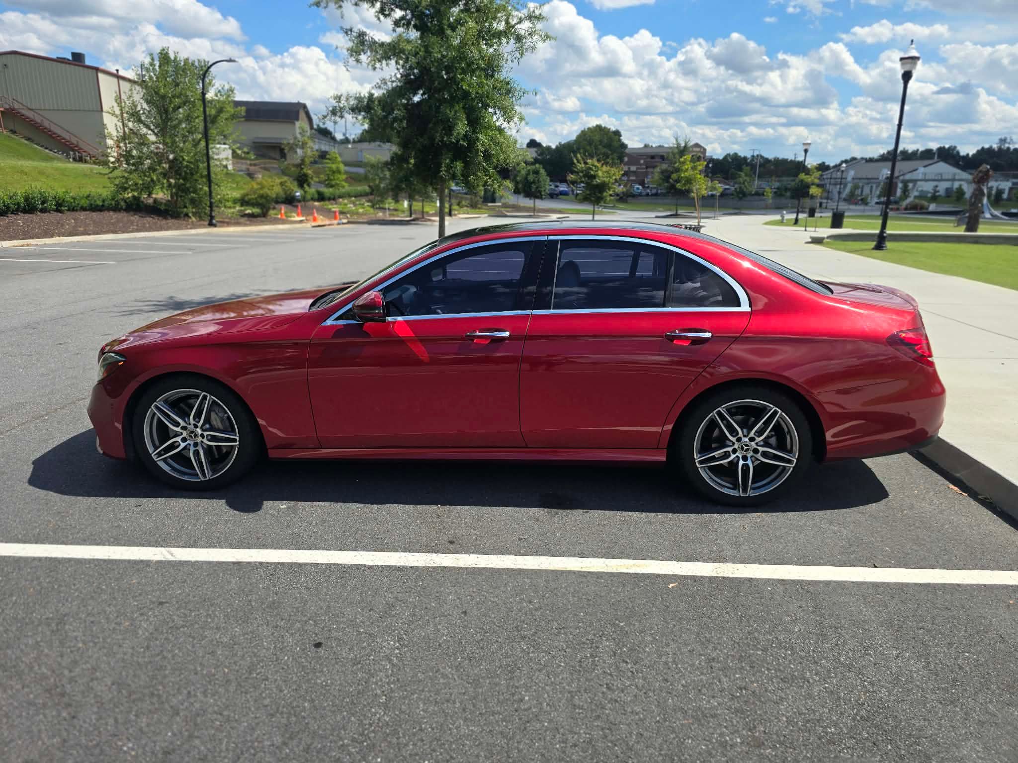 Used 2019 Mercedes-Benz E 300 w/ Premium 1 Package image 5