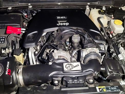 Used 2018 Jeep Wrangler Unlimited Rubicon image 5