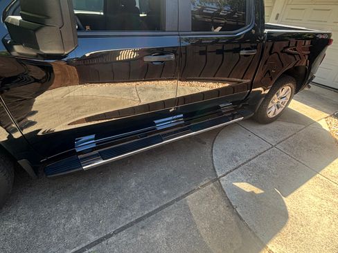 Used 2019 Chevrolet Silverado 1500 Custom w/ Custom Max Trailering Package AWD/4WD image 8