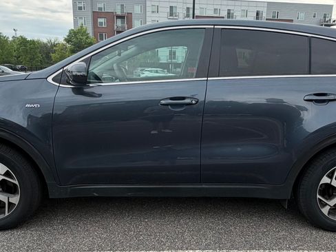 Used 2020 Kia Sportage LX w/ LX Popular Package image 2