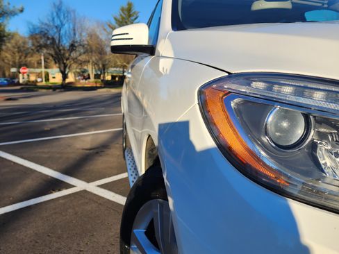 Used 2015 Mercedes-Benz ML 350 4MATIC image 5