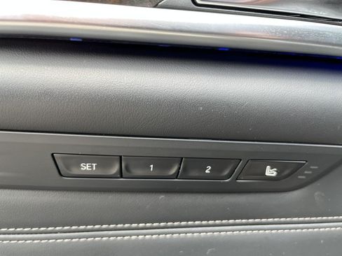 Used 2019 BMW 540i w/ M Sport Package RWD image 16