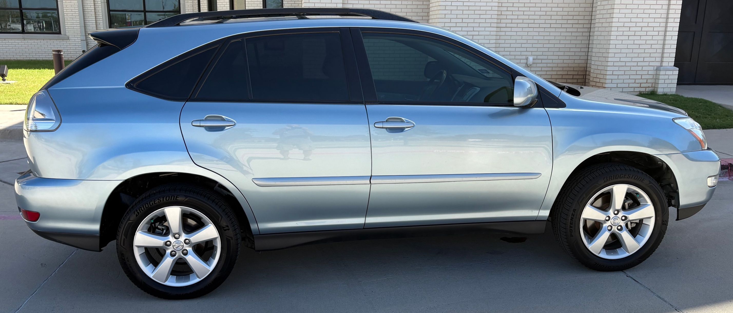Used 2006 Lexus RX 330 FWD image 9
