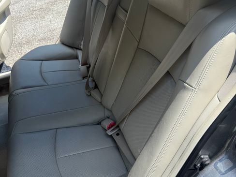 Used 2011 INFINITI G25 Journey w/ Moonroof Pkg image 13