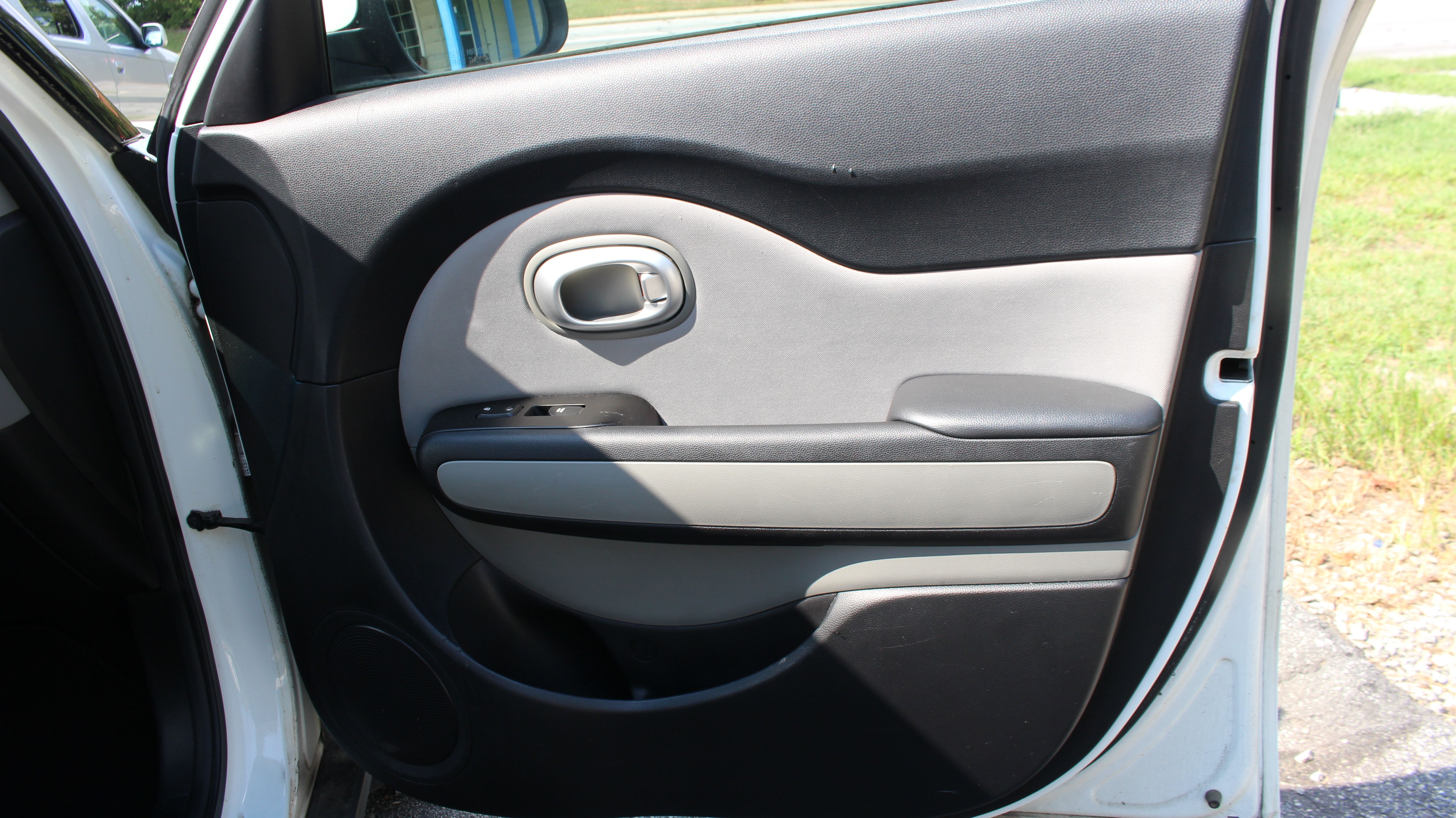Used 2014 Kia Soul FWD image 15