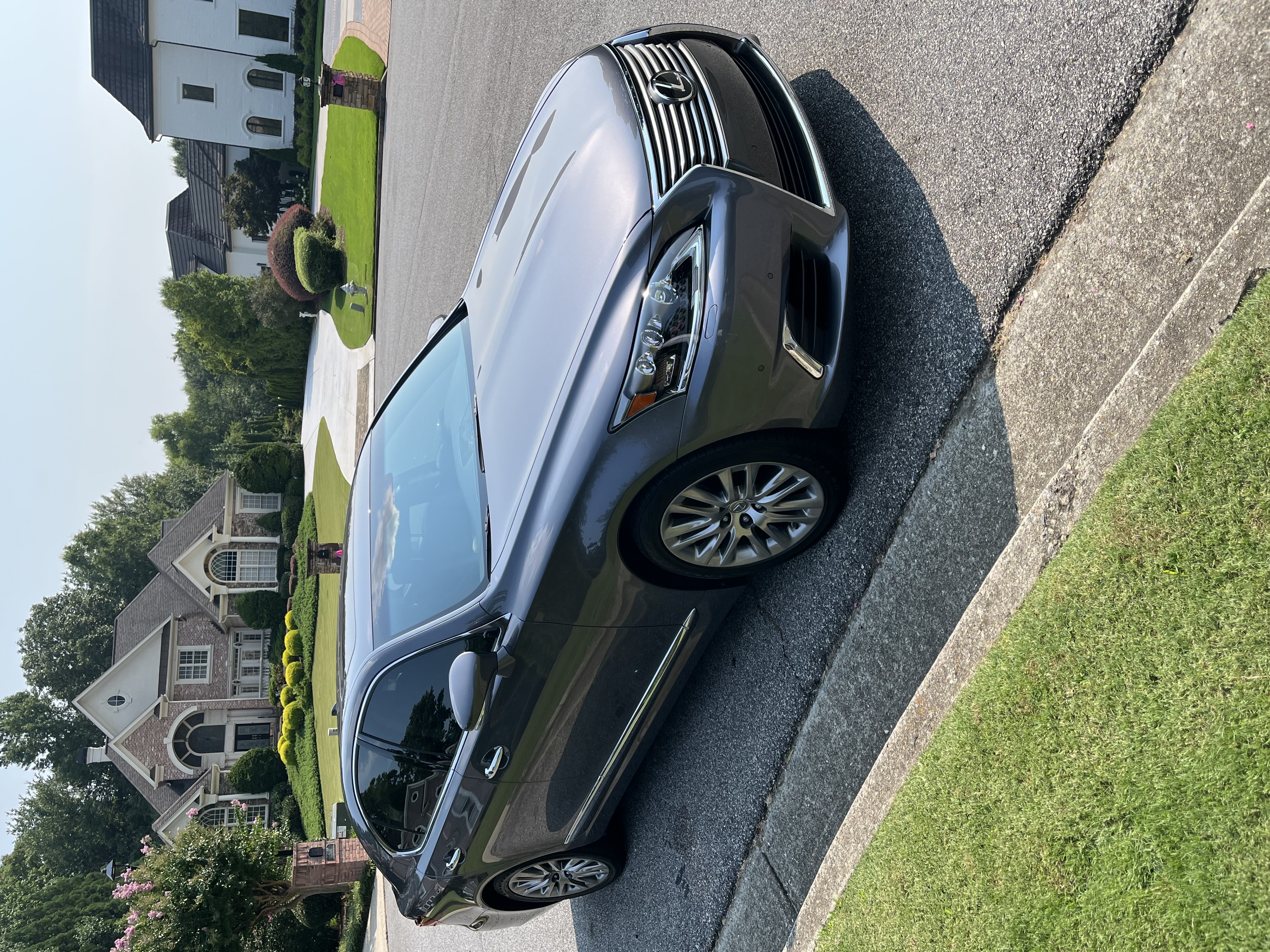 Used 2014 Lexus LS 460 w/ Comfort Package RWD image 1