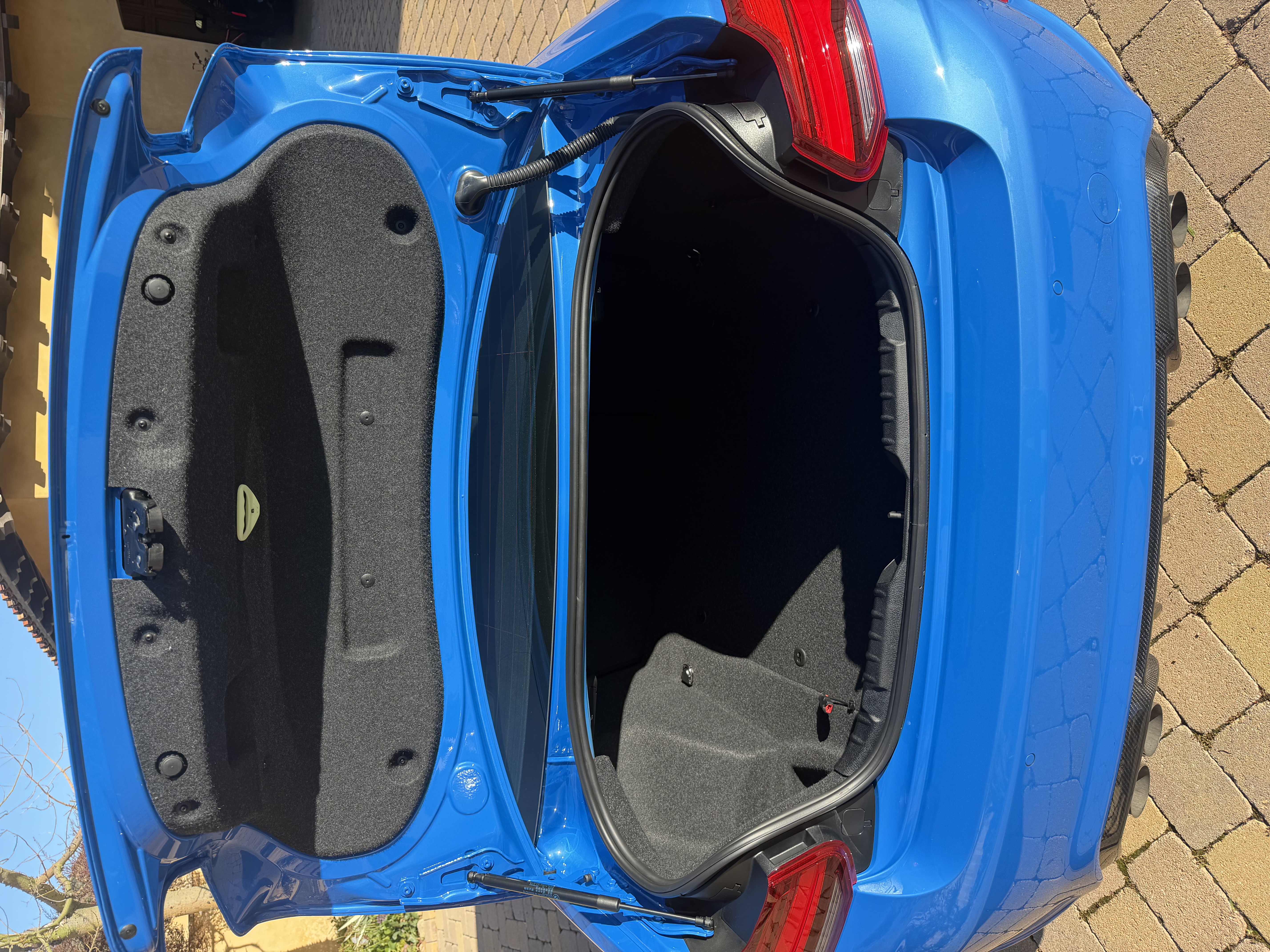 Used 2020 BMW M2 CS RWD image 11