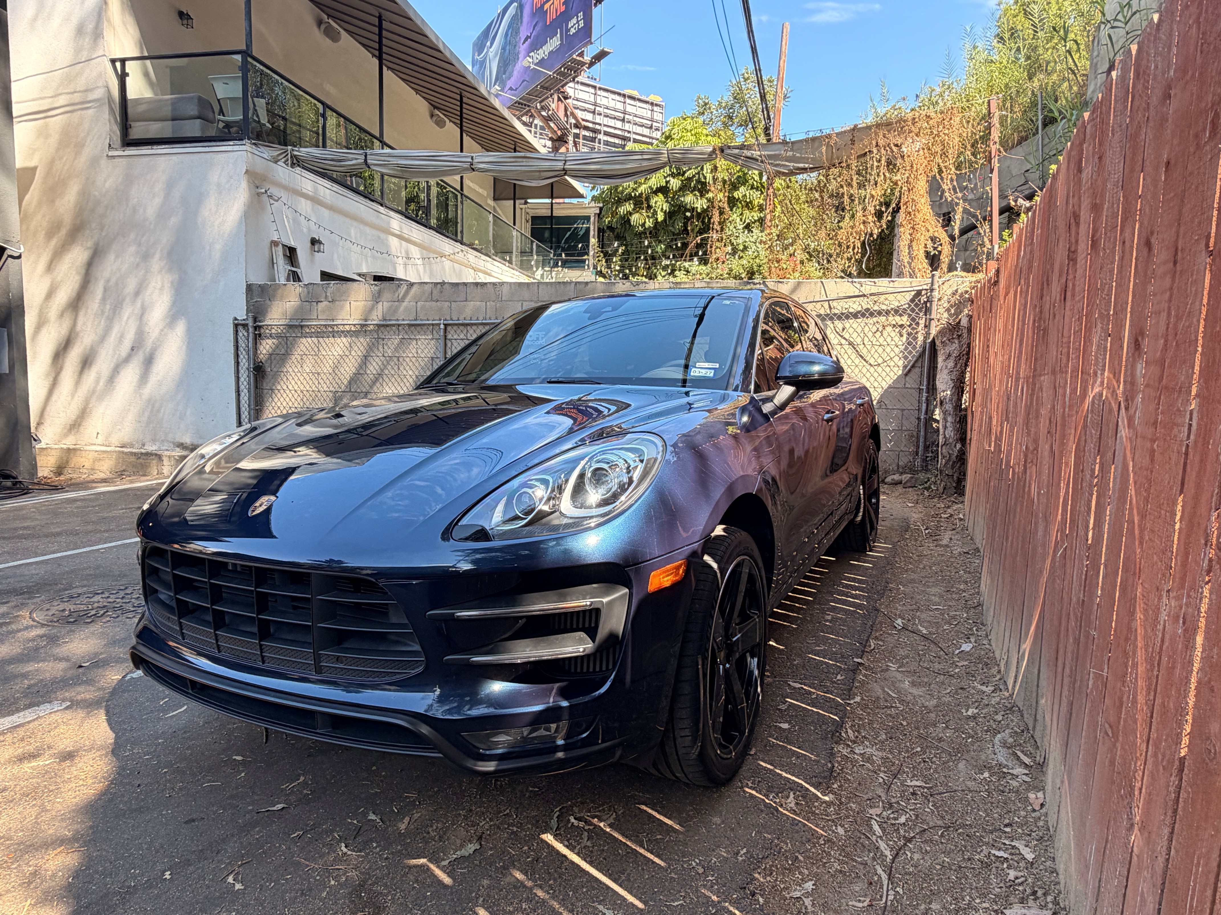 Used 2015 Porsche Macan Turbo AWD/4WD image 2