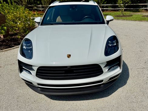 Used 2021 Porsche Macan AWD/4WD image 4