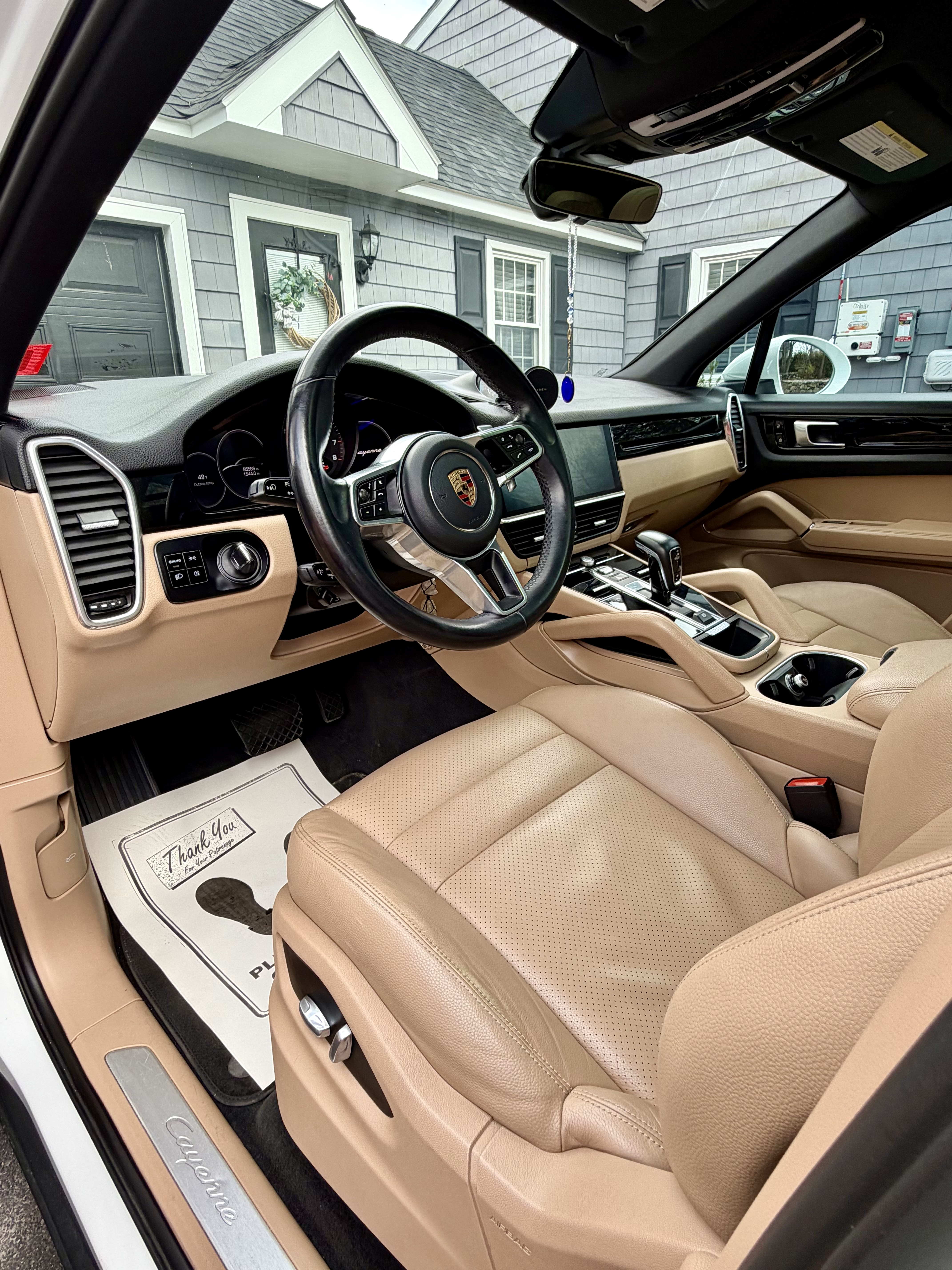 Used 2020 Porsche Cayenne AWD/4WD image 5