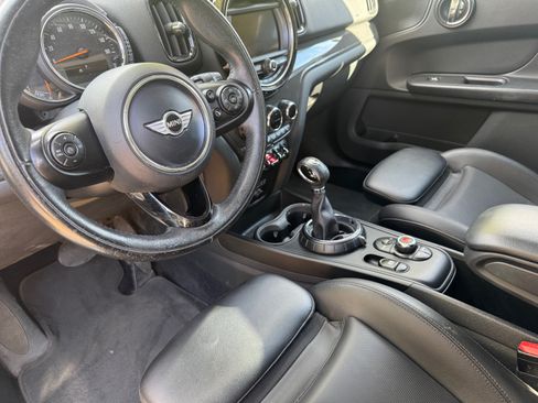 Used 2017 MINI Cooper Countryman image 5