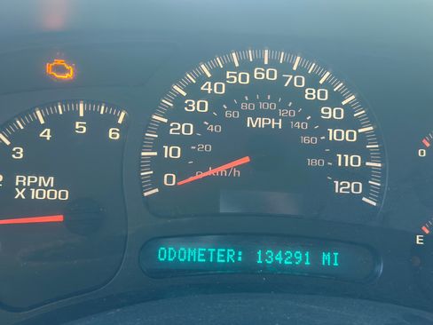 Used 2003 Chevrolet Silverado 1500 LS image 12