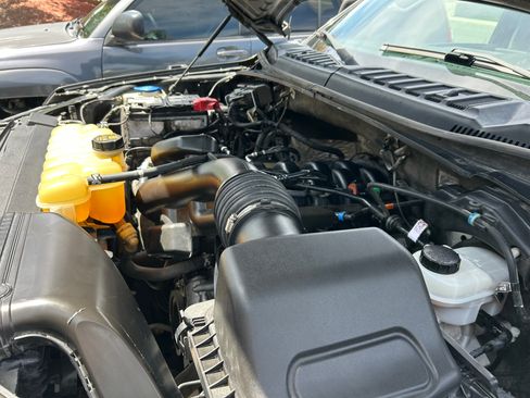 Used 2019 Ford F150 XLT w/ Equipment Group 301A Mid image 15