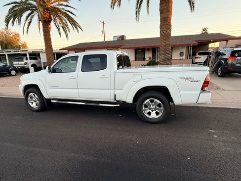 Used 2007 Toyota Tacoma PreRunner image 4