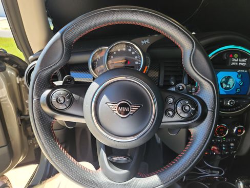 Used 2020 MINI Cooper S image 6