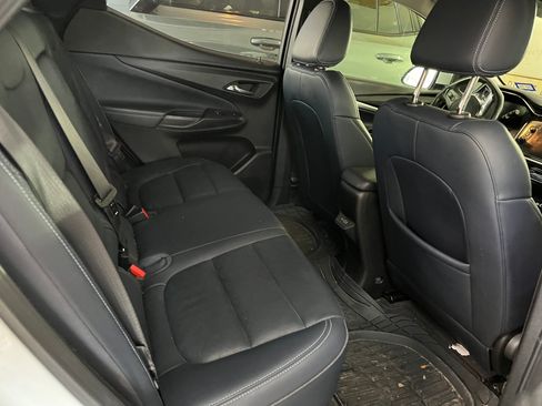 Used 2022 Chevrolet Bolt EUV Premier w/ Launch Edition image 4