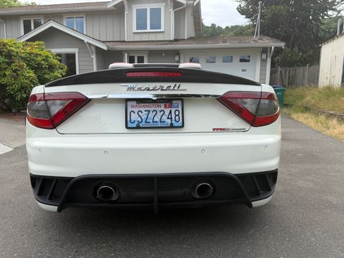 Used 2013 Maserati GranTurismo Sport RWD image 2
