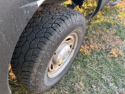 Used 2014 Ford F250 XL image 11