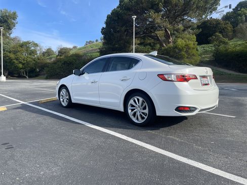 Used 2017 Acura ILX image 18