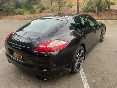 Used 2013 Porsche Panamera GTS image 8