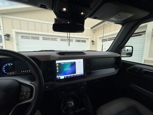 Used 2023 Ford Bronco Wildtrak AWD/4WD image 12