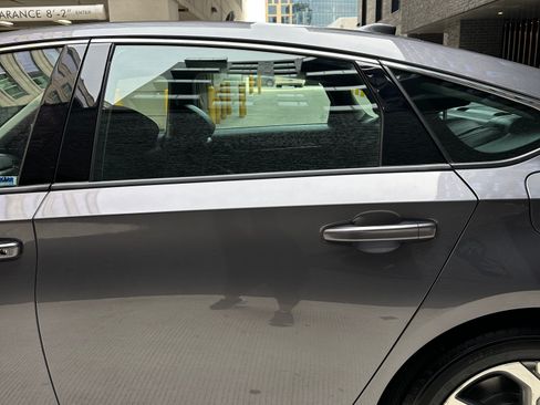 Used 2019 Honda Accord EX-L image 11