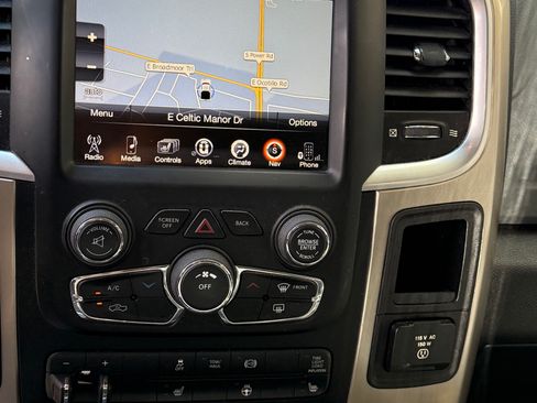 Used 2013 RAM 2500 Big Horn image 9