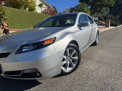 Used 2012 Acura TL w/ Technology Package image 4