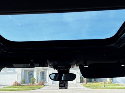 Used 2023 MINI Cooper SE image 23