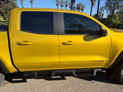 Used 2024 GMC Canyon AT4 w/ AT4 Premium Package image 11