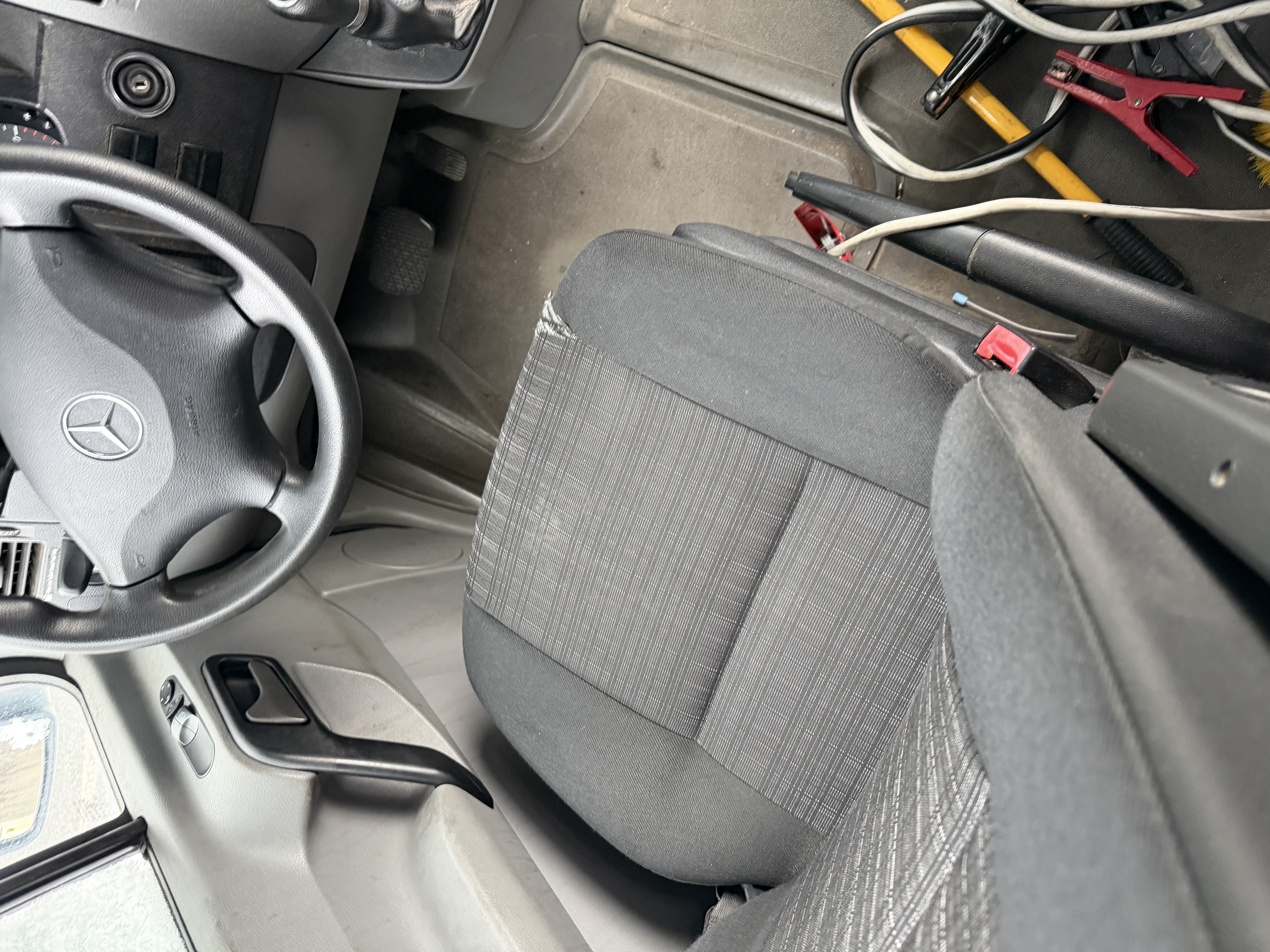 Used 2014 Mercedes-Benz Sprinter 2500 image 1