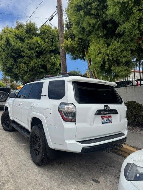 Used 2016 Toyota 4Runner TRD Pro AWD/4WD image 4