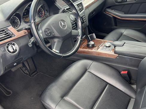 Used 2012 Mercedes-Benz E 350 Sedan image 5