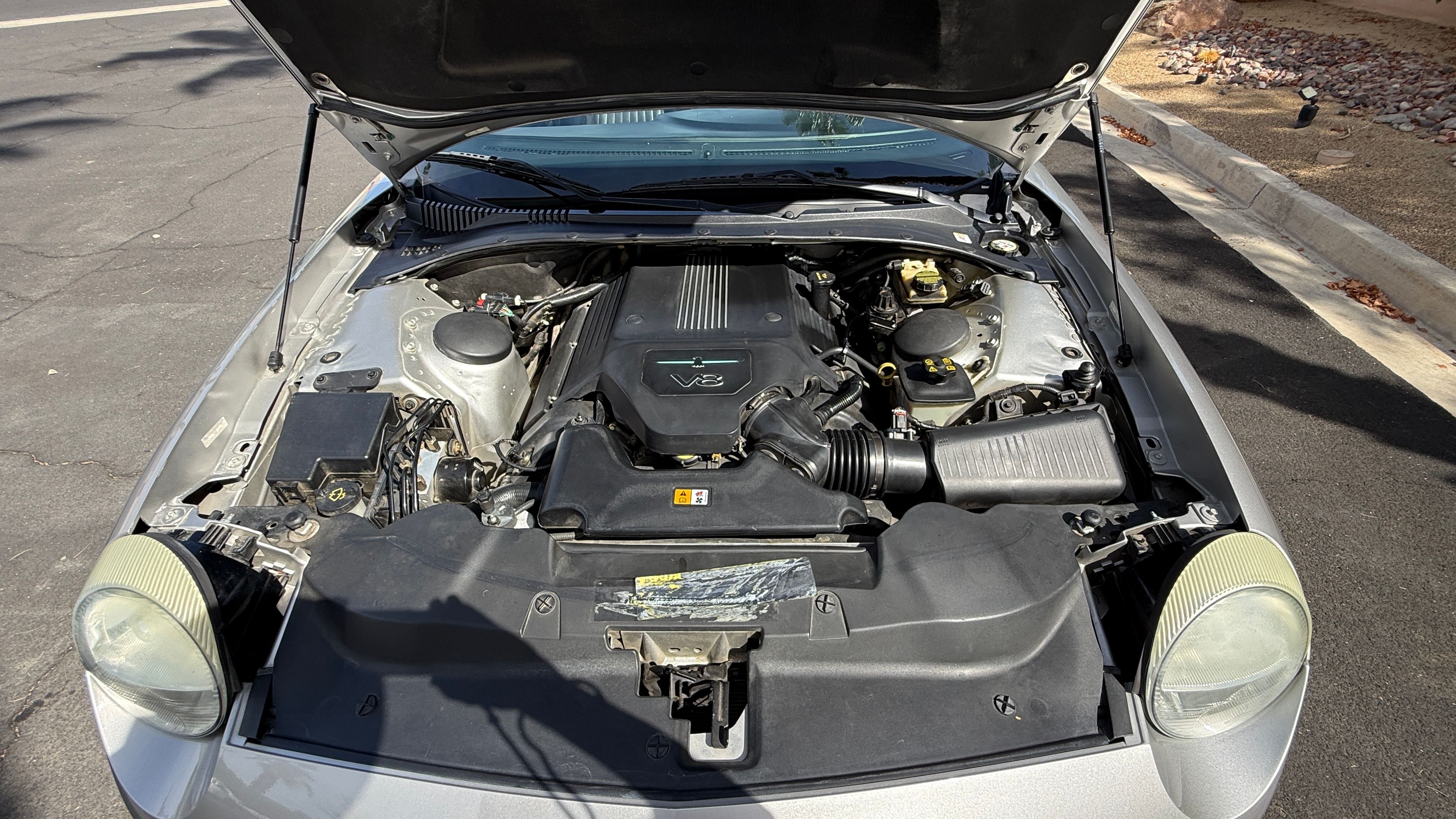 Used 2004 Ford Thunderbird RWD image 12