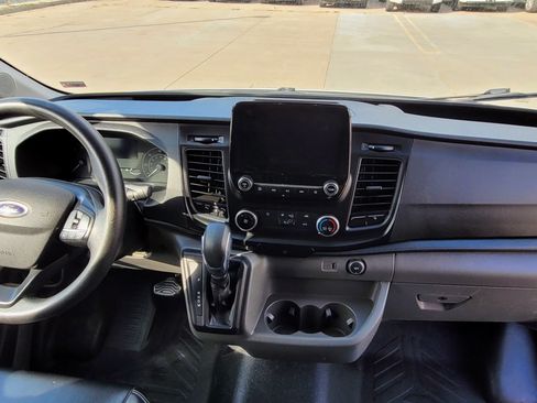 Used 2021 Ford Transit 250 Medium Roof w/ Load Area Protection Package image 5