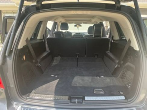 Used 2015 Mercedes-Benz GL 450 4MATIC image 22